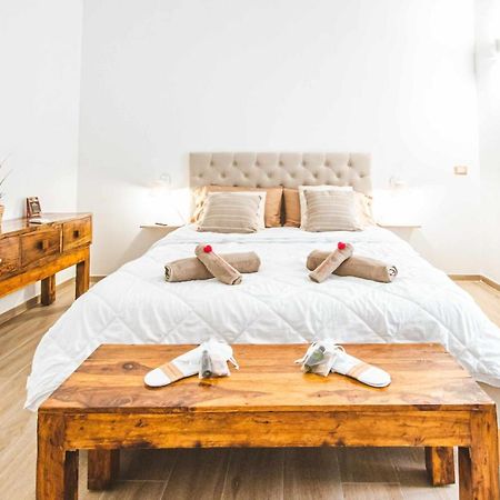 Cas358 Luxury Suite Bari Exterior foto