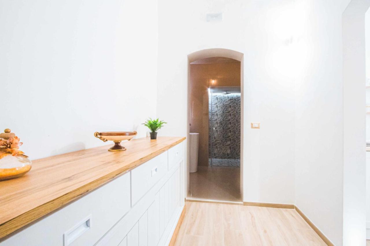 Cas358 Luxury Suite Bari Exterior foto
