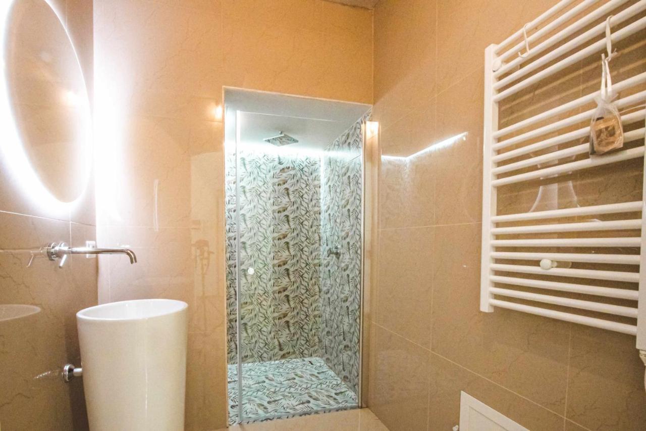 Cas358 Luxury Suite Bari Exterior foto